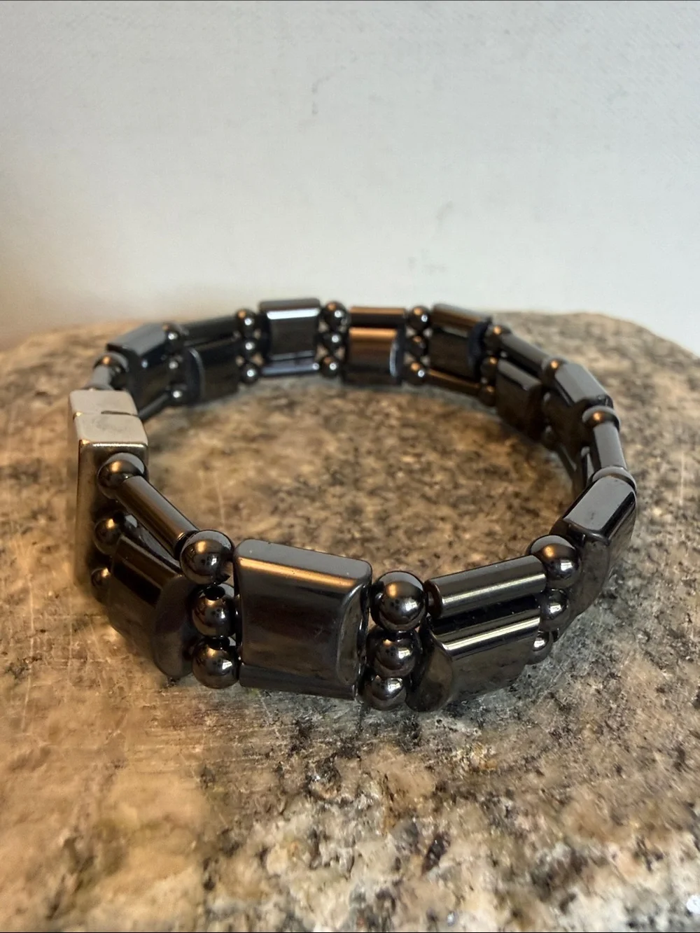 Men's Black Hematite Magnetic Bead Bracelet